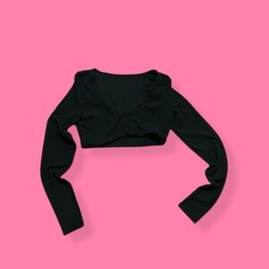 ALO Yoga Black Long Sleeve Crop Top